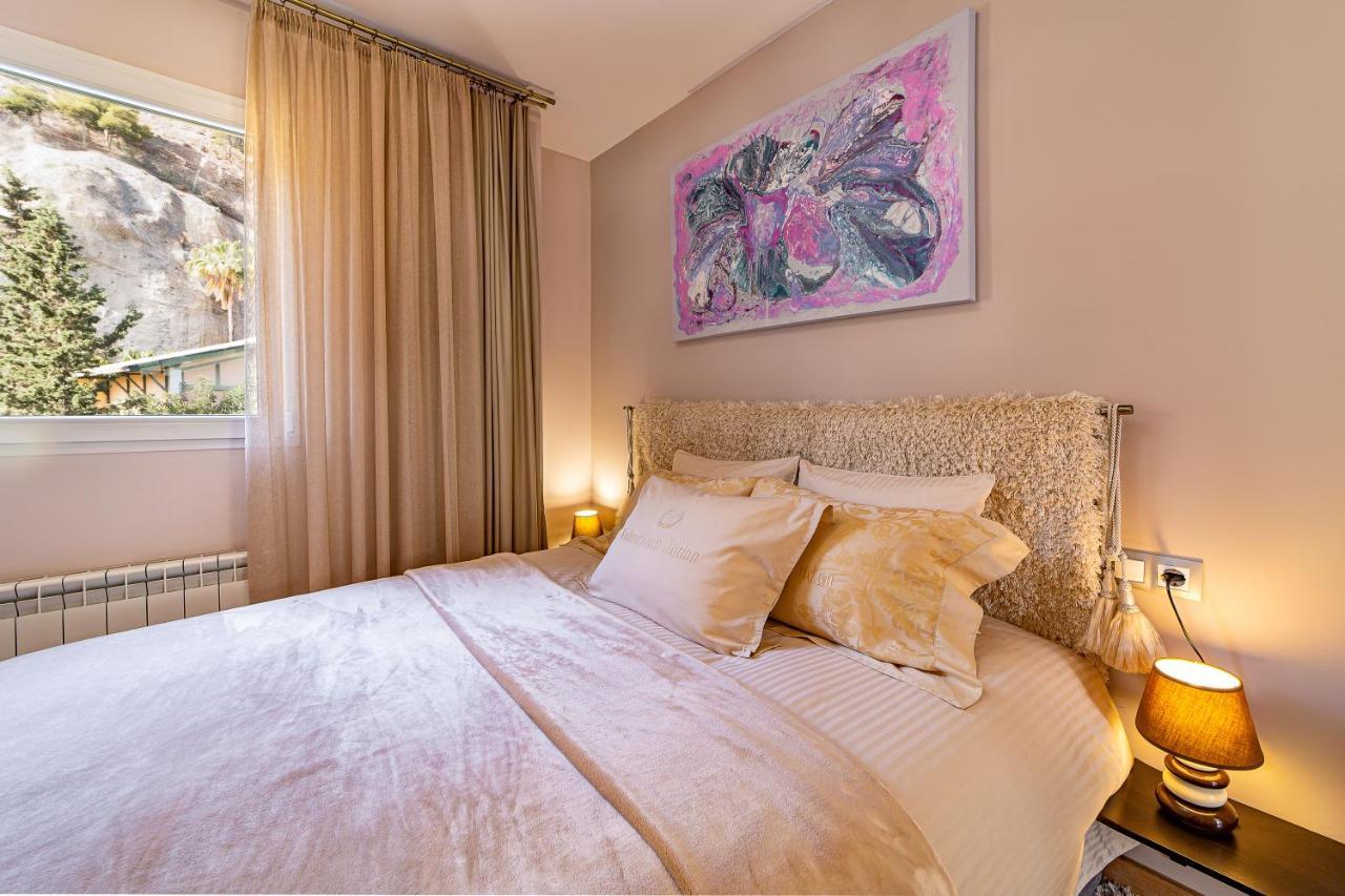 Perla De Malagueta Apartment Malaga Exterior photo